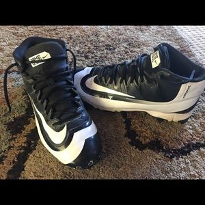 Men’s Baseball Cleats (Nike)